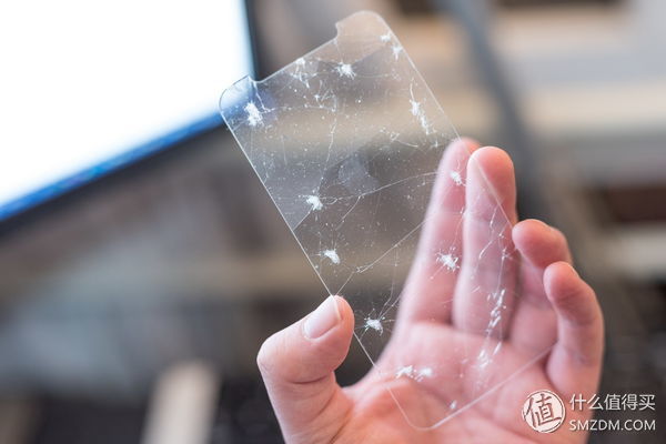 iphone手机一般推荐什么钢化膜,iphone手机原装膜好还是钢化膜好