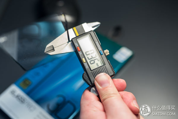 iphone手机一般推荐什么钢化膜,iphone手机原装膜好还是钢化膜好