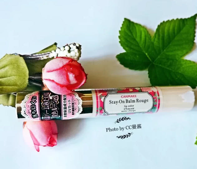 dior黄皮深唇素颜唇膏推荐,dior保湿闪亮魅惑唇膏