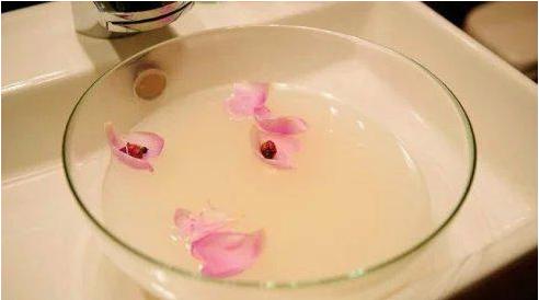 这些美白知识点你记住了吗,这些所谓的美白小妙招你踩过雷吗