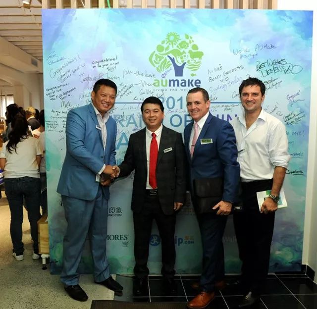 你还在做代购,人家已经靠代购把公司做上市了