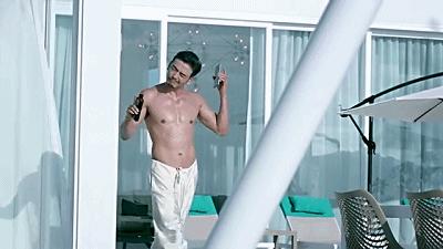 把性骚扰当打情骂俏，怪不得人民日报要批评《谈判官》等烂剧……