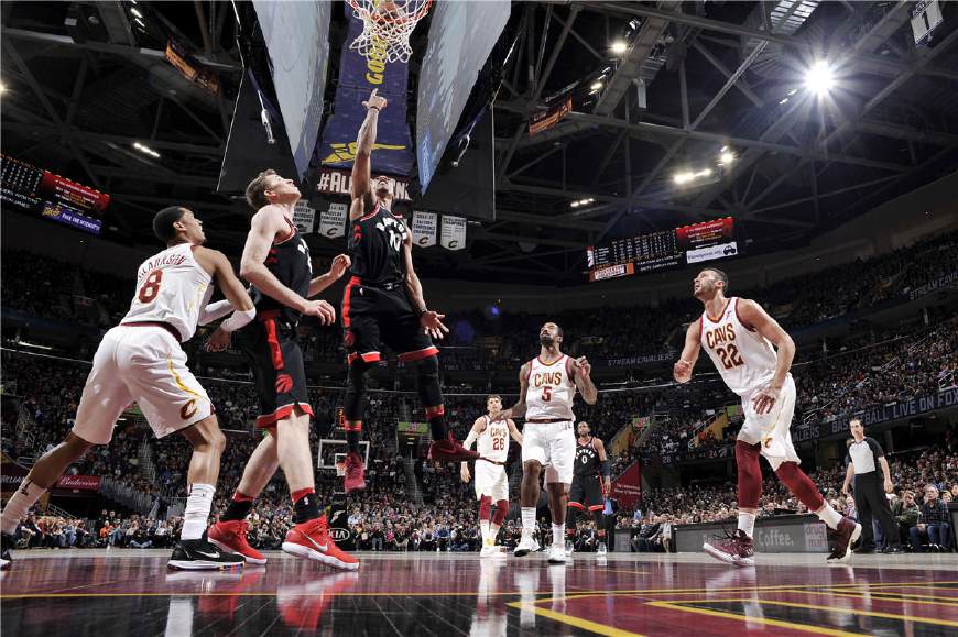 詹姆斯打爆字母哥,詹姆斯打爆克莱汤普森