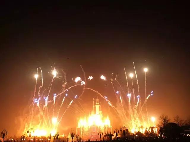 上海迪士尼旅游攻略带孩子,上海迪士尼小镇停车攻略