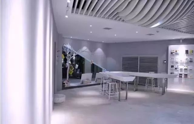 kfc新形象,kfc为什么变绿了