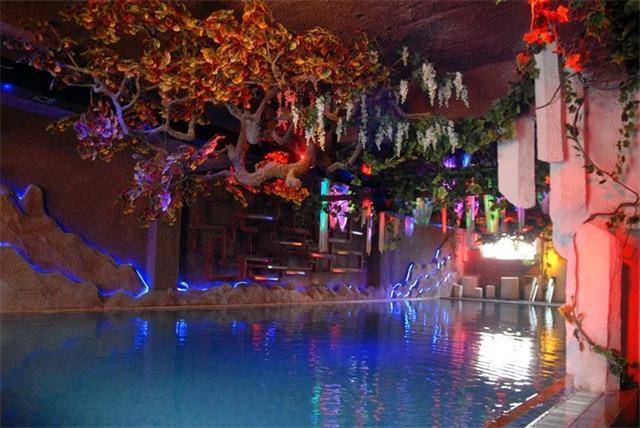 美国郡温泉一日游,养生亦养心