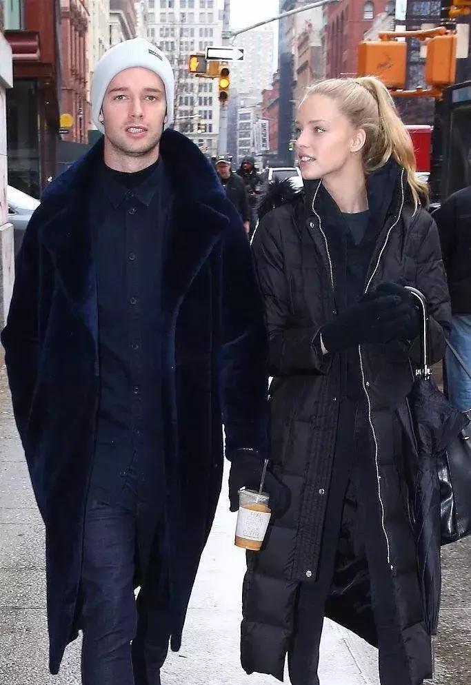 贾斯汀比伯前任赛琳娜,傻脸娜和贾斯汀比伯以前在一起