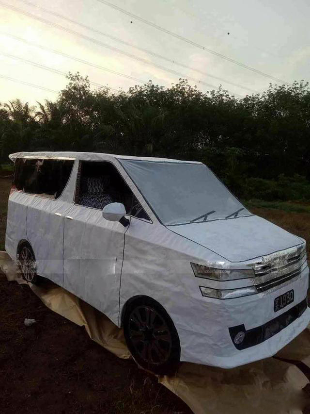 清明祭品太土豪，几十万豪车说烧就烧，清明奇葩大观