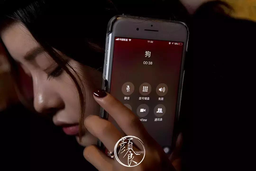 我在「纯K」中见到同一个姑娘，五次