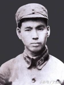 红军时期*世友许**被批是什么气得当场口吐鲜血