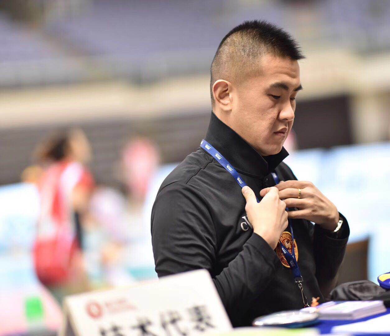 排球鹰眼挑战失败惩罚,排球比赛裁判鹰眼