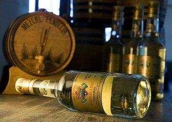 巴西国酒卡莎萨,巴西三大国宝