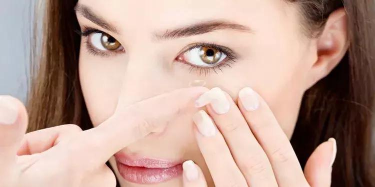 美瞳掉色?含水量是什么?怎么戴才正确,这一篇全搞定!