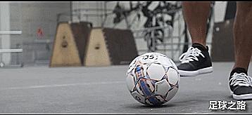花式足球基础球感练习,脚面吸球