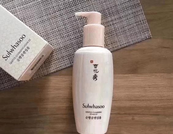 一款好用的洗面奶分享给大家,洗面奶这么多款哪一款比较实用