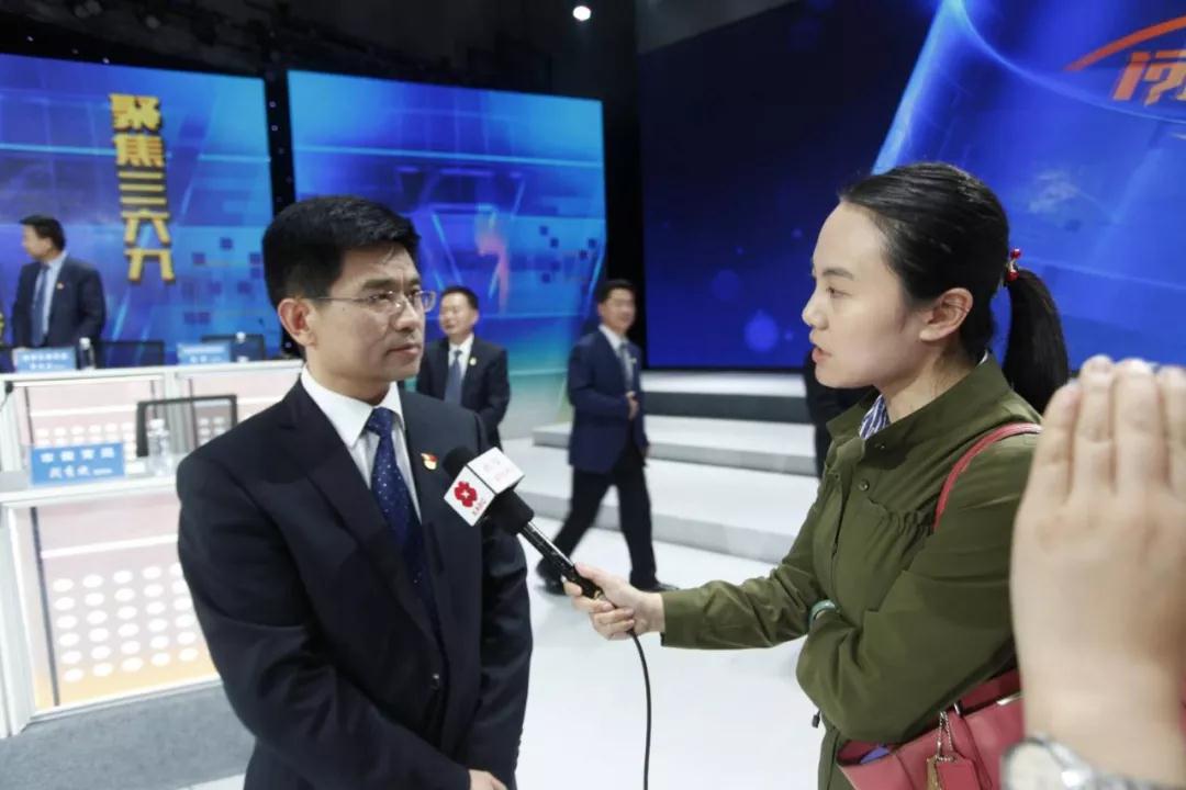 电视问政|市民送西安教育局考卷仅21.89分！连夜部署整改