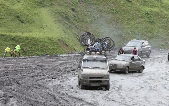 别小瞧开五菱宏光的人,别小瞧五菱神车