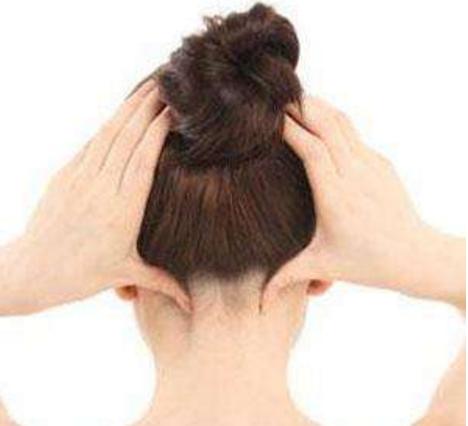 过敏性鼻炎引起的咳嗽按什么穴位,这两个穴位配伍堪称绝配