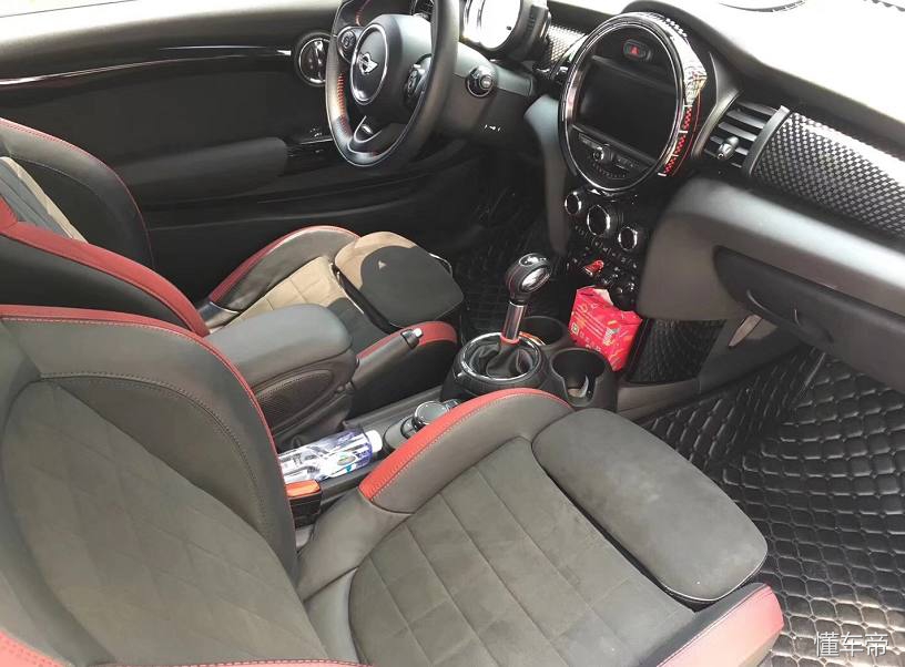 宝马miniJCW六门版试驾,宝马minijcw高速测试500匹