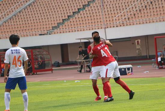 广州恒大队打架事件,中国足坛的十大打架斗殴事件