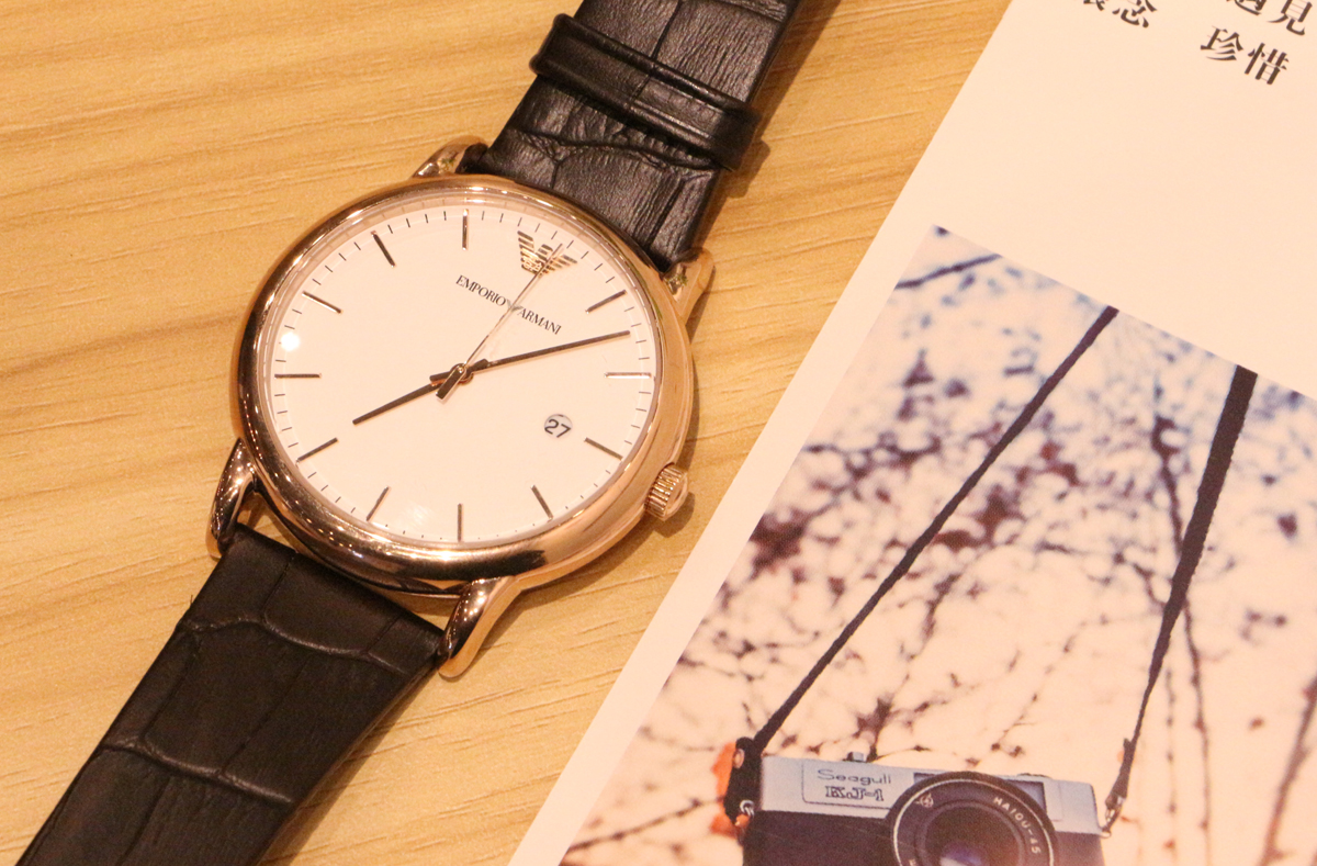阿玛尼从来不缺仪式感,阿玛尼男款手表复古