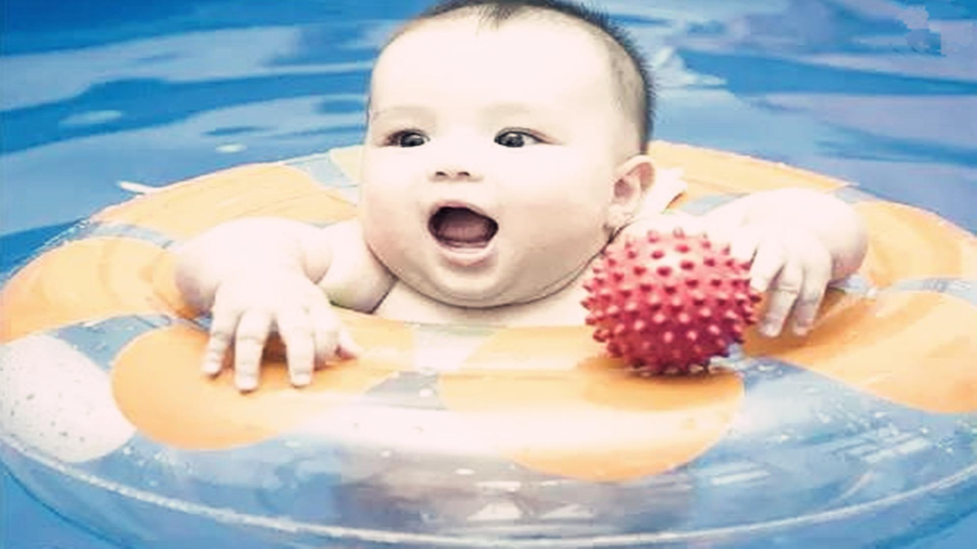 婴儿有必要学习游泳吗？好处与风险并存，这些注意事项务必要知晓