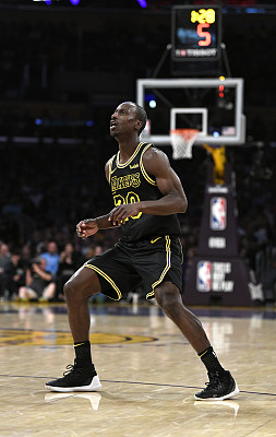 nba赛场球鞋特写,安踏kt8纪念科比