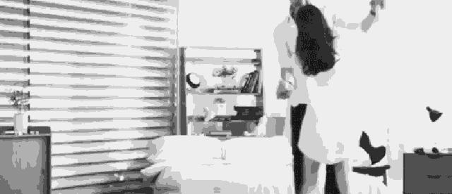 嫁给有钱人的感受,如何嫁给一个有钱人的视频