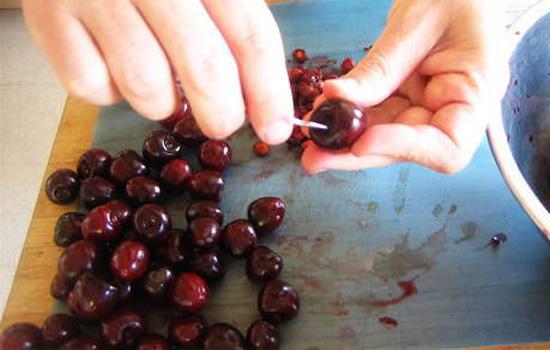樱桃核怎么去果肉,怎样去除小樱桃核