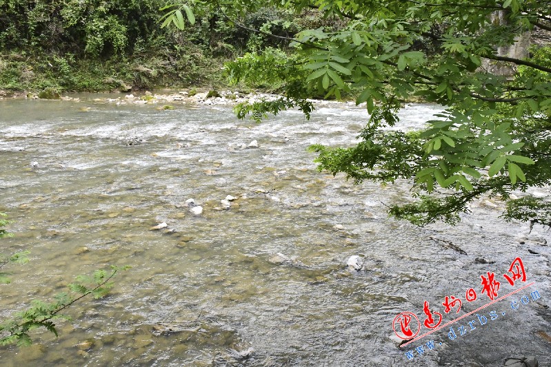 冰火两重天泡温泉,冰火两重天旅游景点