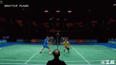 「蓝姐说球」为什么网前要举拍？万一撞上狗屎运了呢~