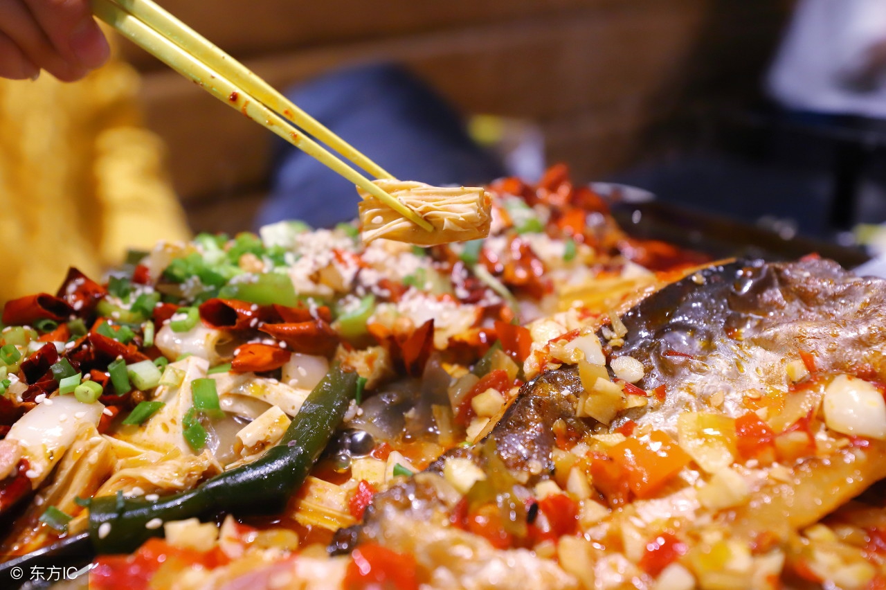 常吃鱼的营养价值及禁忌,吃鱼多吃6个部位更健康