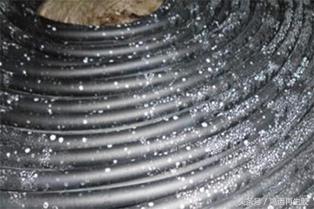 橡胶鞋底喷霜发白是什么原因,鞋底橡胶材质发黄咋办