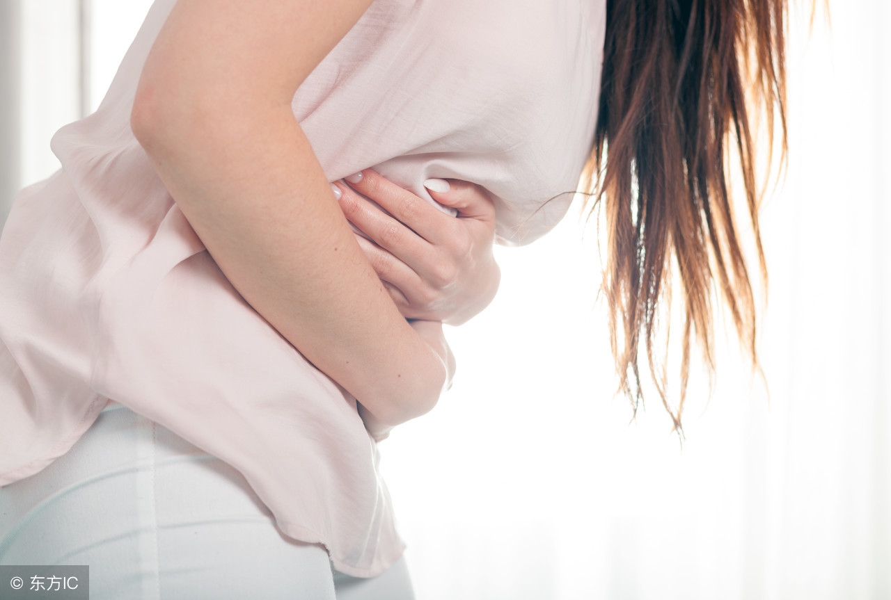 输卵管不通做介入还是腹腔镜,输卵管不通是什么原因引起的