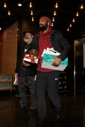 九指格林穿姚明球衣,格林姚明复古球衣