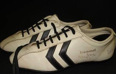 足球鞋传奇长钉,历史上足球鞋的进化史