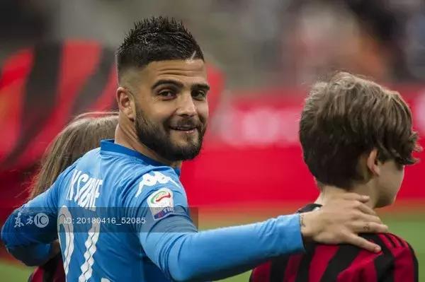 伟大的足球以弱胜强,伟大的球员永远面对质疑和谩骂