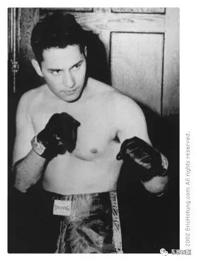 风华绝代的她助赌王打江山，却因*伦乱**遭夺权，如今也算间接*仇报**了