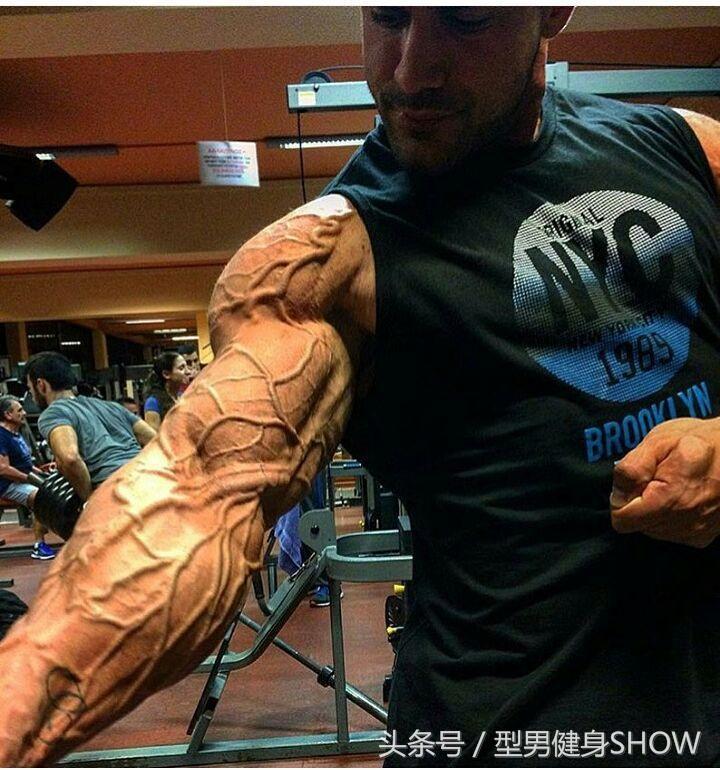 别再神化蛋*粉白**了，吃蛋*粉白**就可以长肌肉？你怕是在做白日梦哦