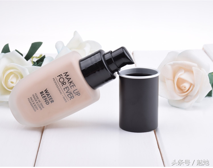 适合夏天的网红粉底液大种草，用了就不想换！