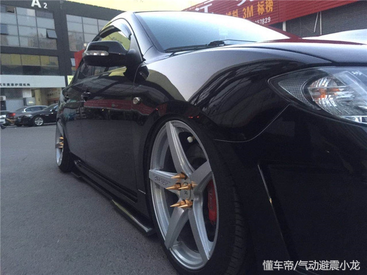 马自达3星驰改装方向盘,马自达3星驰改装件