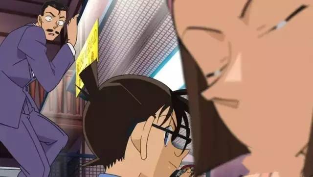 柯南被毛利小五郎识破了真实身份,柯南小五郎被狙击哪集