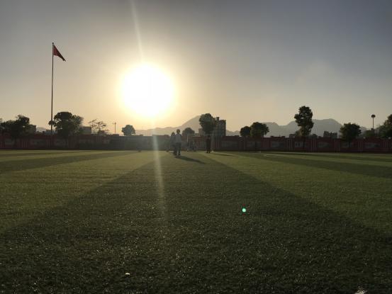 不要只看国外的基础设施，看看我国的小学厉害不厉害！