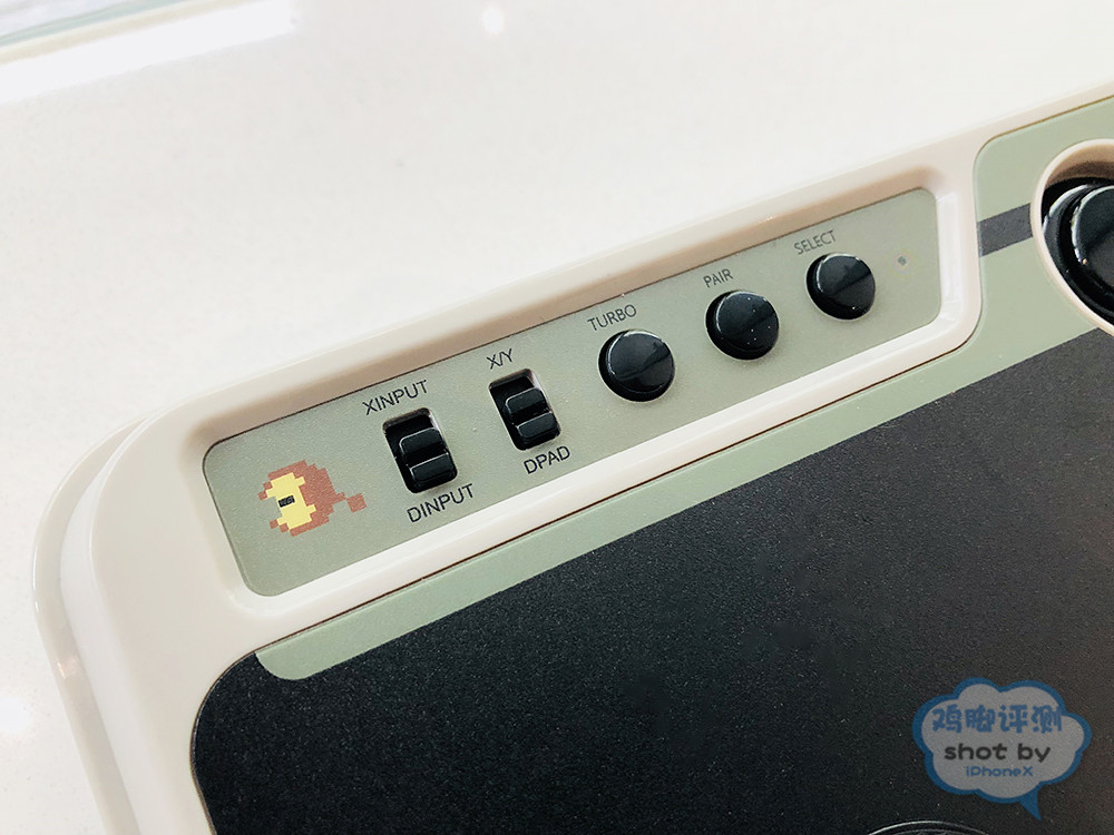 卖情怀抵不上填空白八位堂N30蓝牙街机摇杆评测