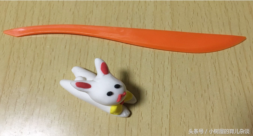 陪孩子做手工粘土,幼儿亲子制作黏土人