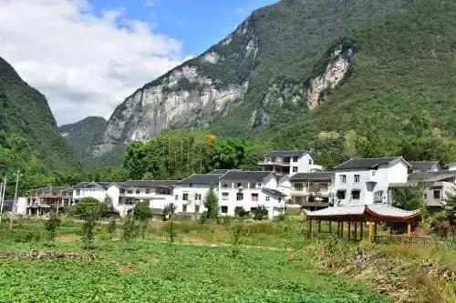 浜斾竴浜插瓙鍑烘父濂藉幓澶勫懆杈规父,杩戞湡鏈夊嚭娓歌鍒掑悧