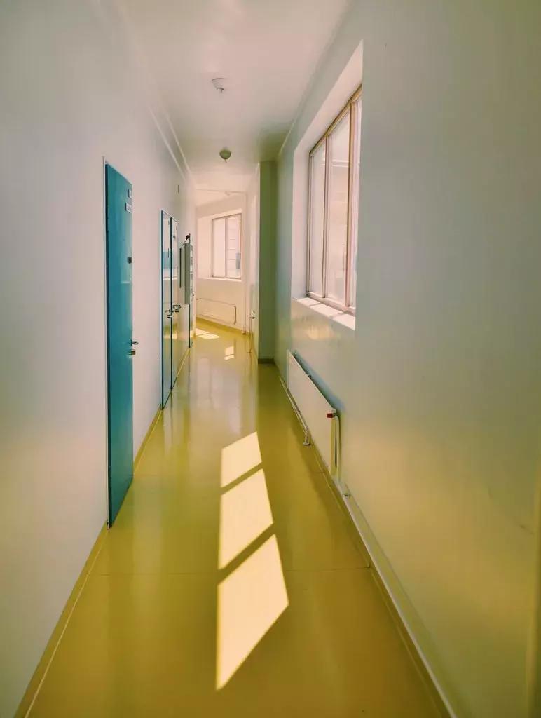 在家里闷骚，去上班腻歪，大千世界，到底哪里才是世外桃源？