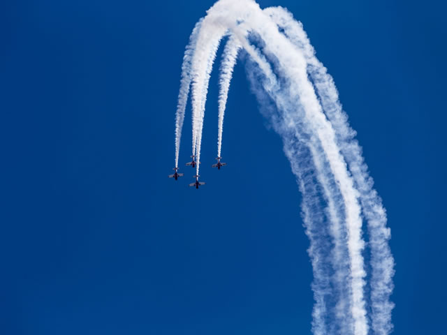 郑州又要搞事情！听说还请来了大飞机？二手玫瑰也有参与！