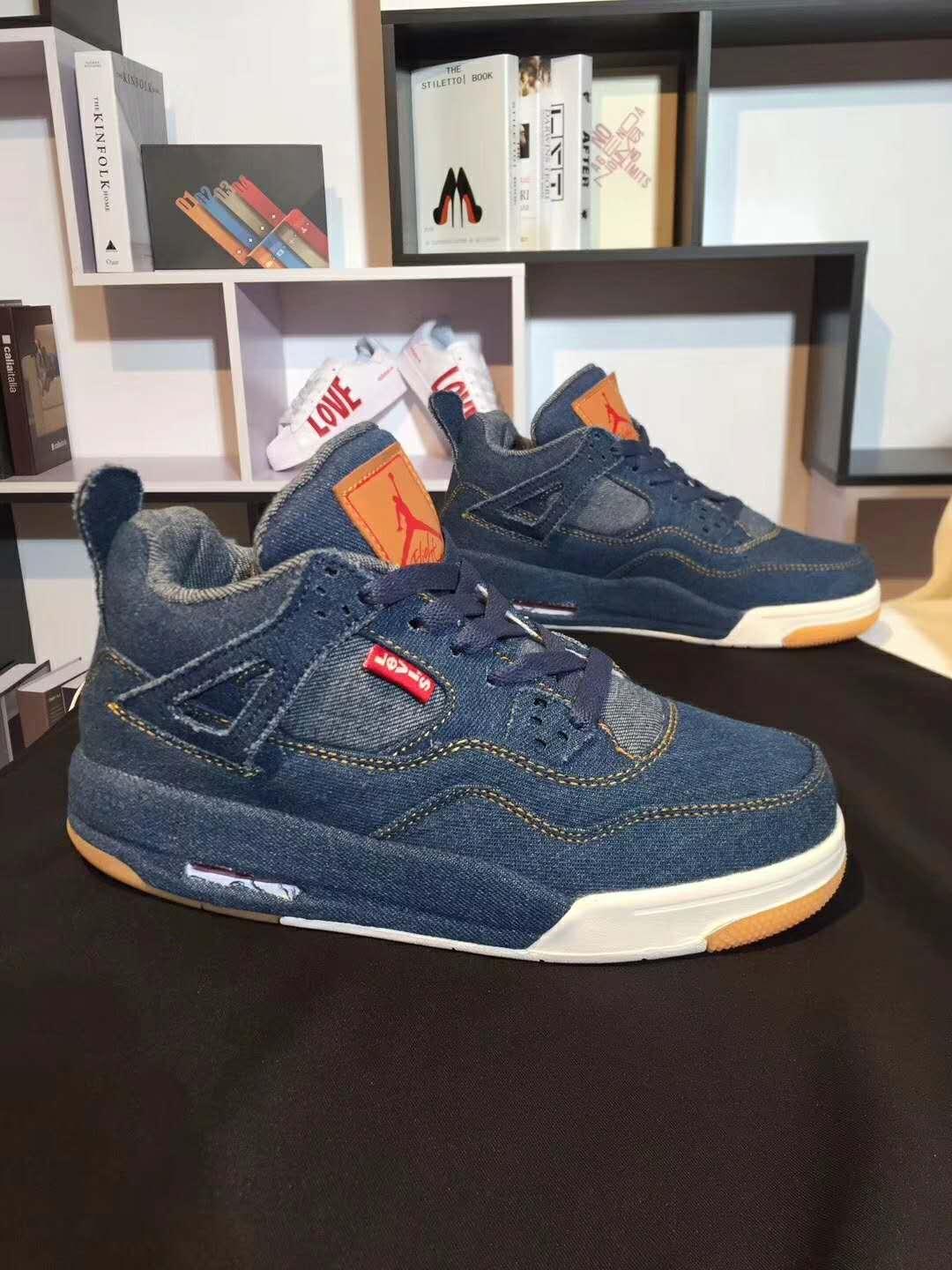 驰骋球场与世界的耐克乔丹