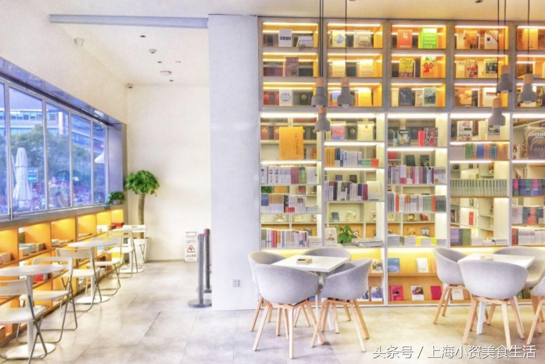 读书季让我们一起走进书香,读书环境优美的书店